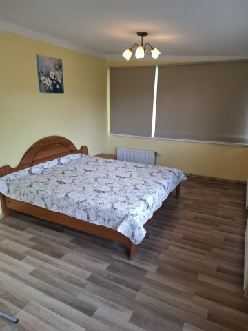 Foto 3, Divstāvu mājiņu Engurē Kurzemes apkārtnes iepazīšanai. Sakopts īpašums ciemā pie jūras. Tālr. 26693850.